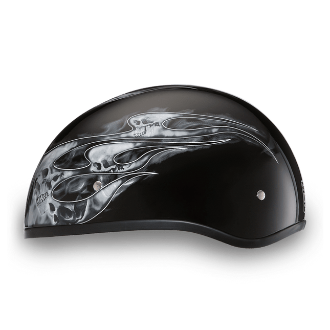 D6-SFS D.O.T. DAYTONA SKULL CAP - W/ SKULL FLAMES SILVER
