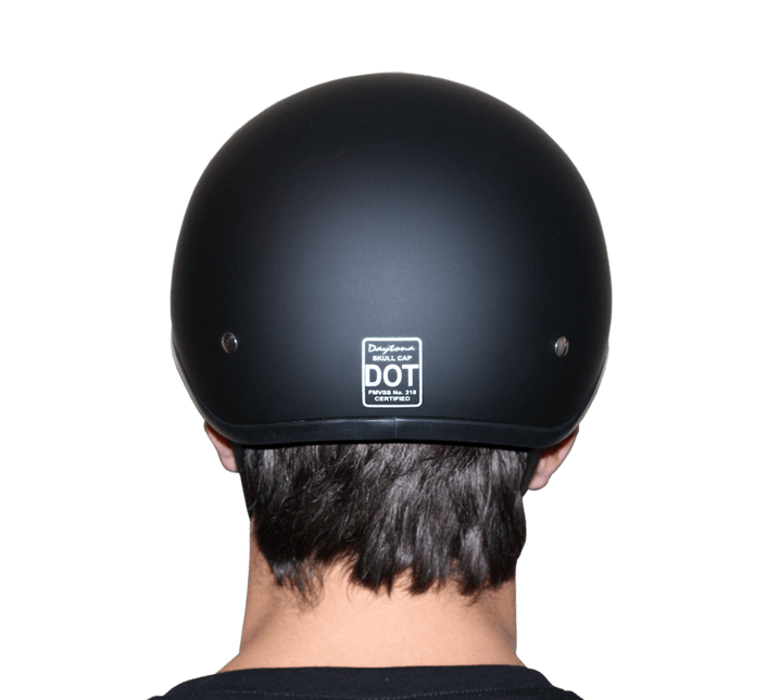 D6-SFS D.O.T. DAYTONA SKULL CAP - W/ SKULL FLAMES SILVER